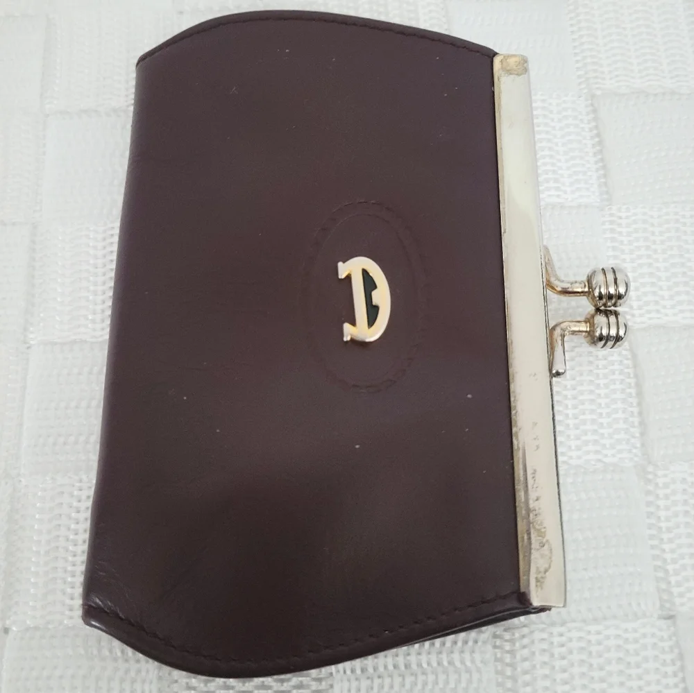 Etienne Aigner Vintage Burgundy Authentic Coin Purse - Picture 5 of 12